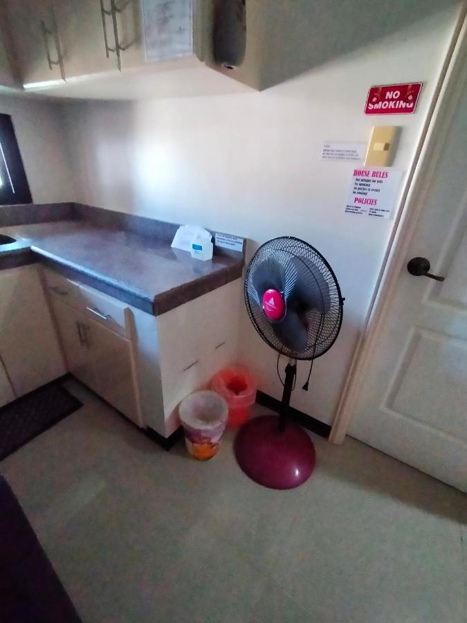 V.F. Riton Apartelle Laoag Εξωτερικό φωτογραφία