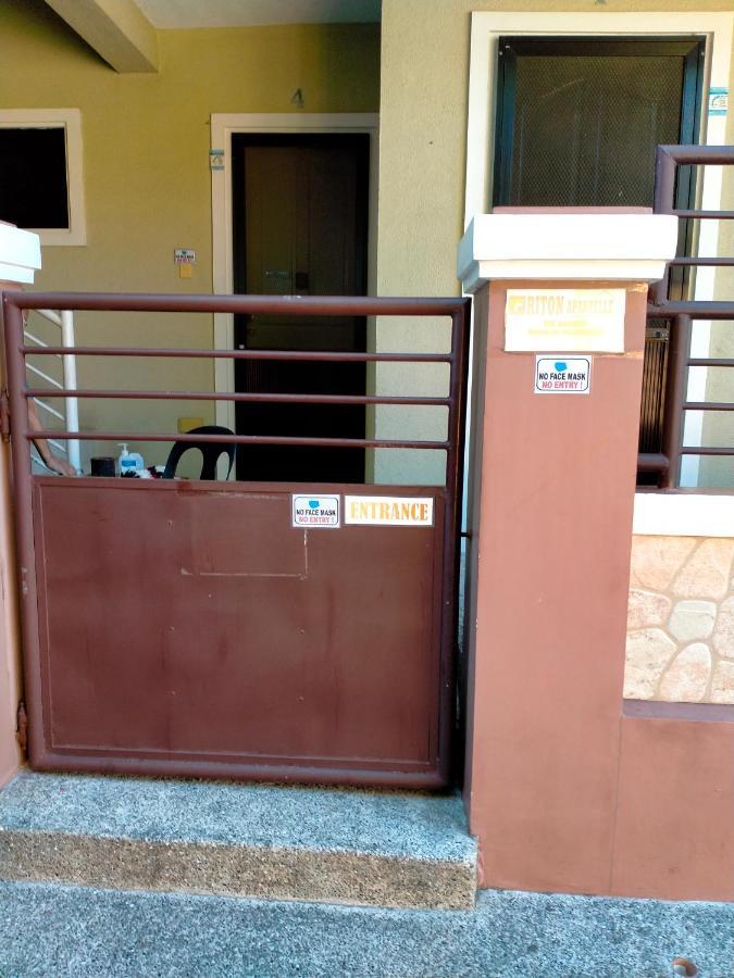 V.F. Riton Apartelle Laoag Εξωτερικό φωτογραφία