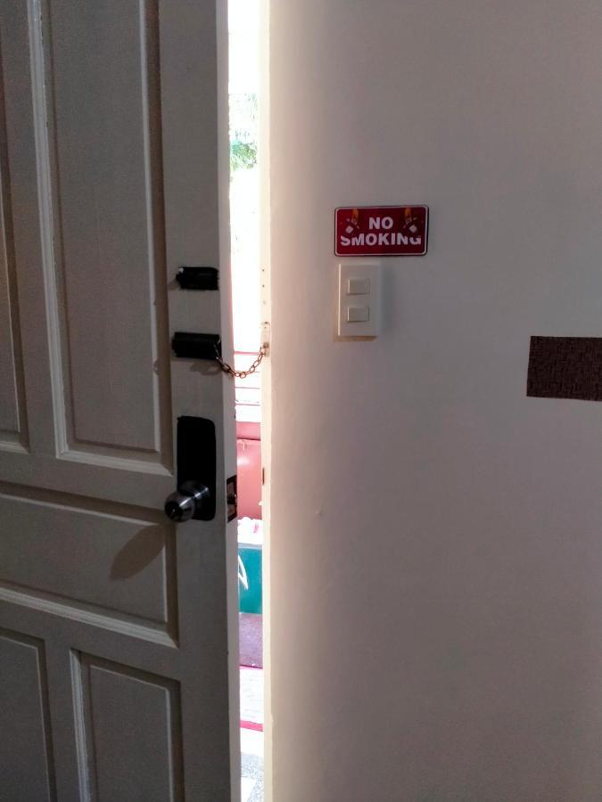 V.F. Riton Apartelle Laoag Εξωτερικό φωτογραφία