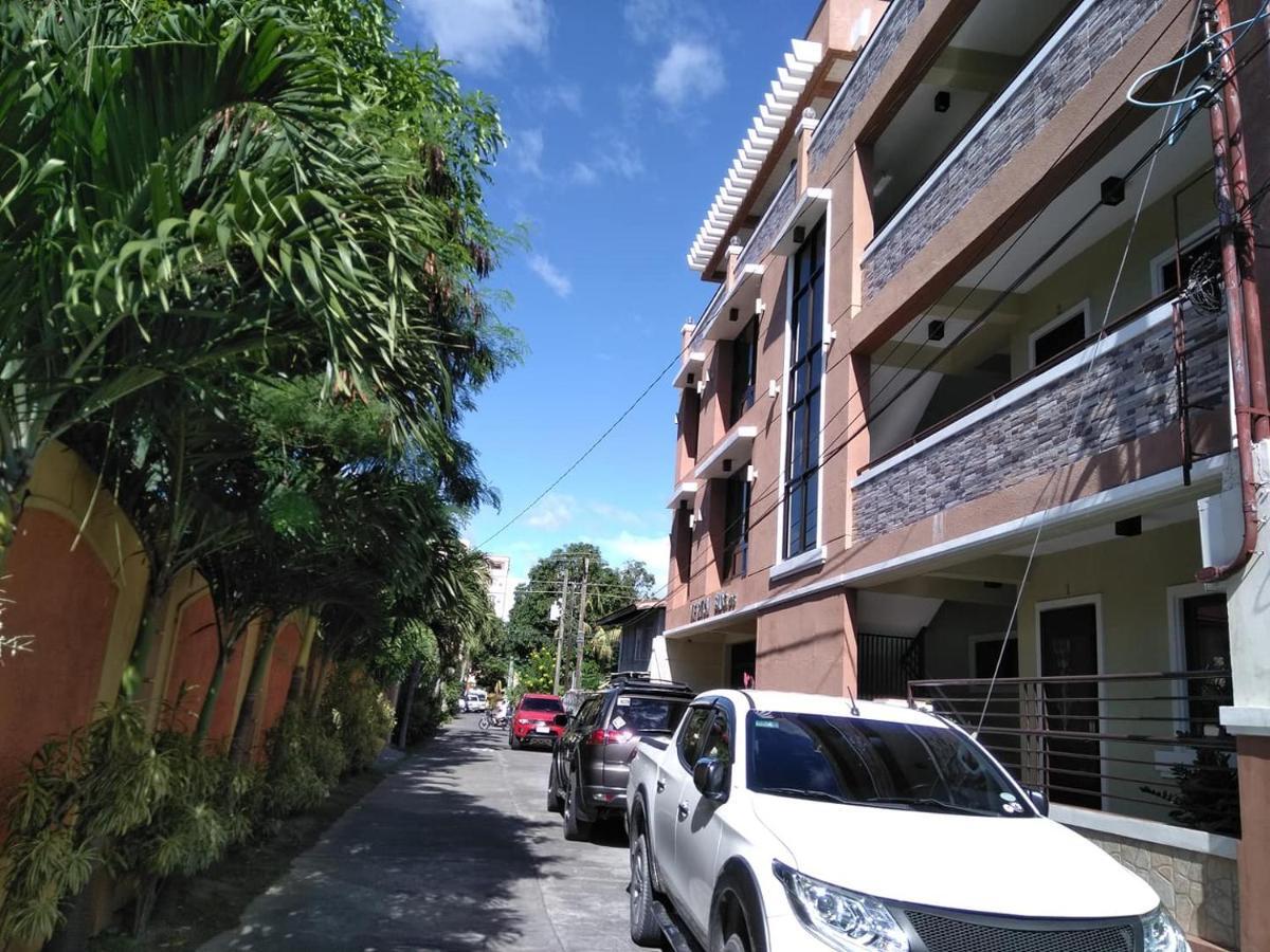 V.F. Riton Apartelle Laoag Εξωτερικό φωτογραφία